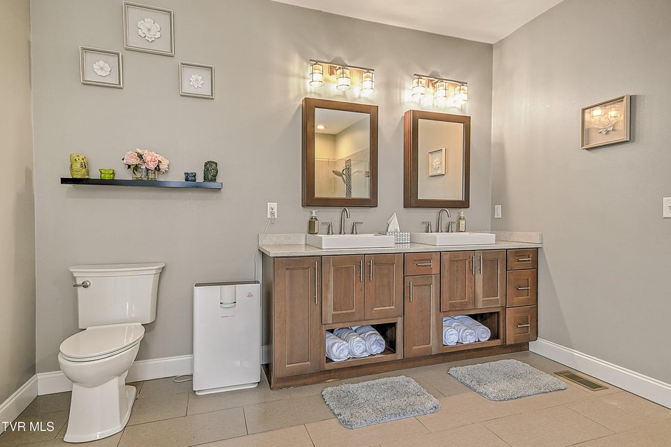 Photo #14: 306 Saddle Ridge Court