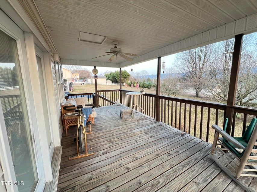 Photo #37: 207 Crest Drive