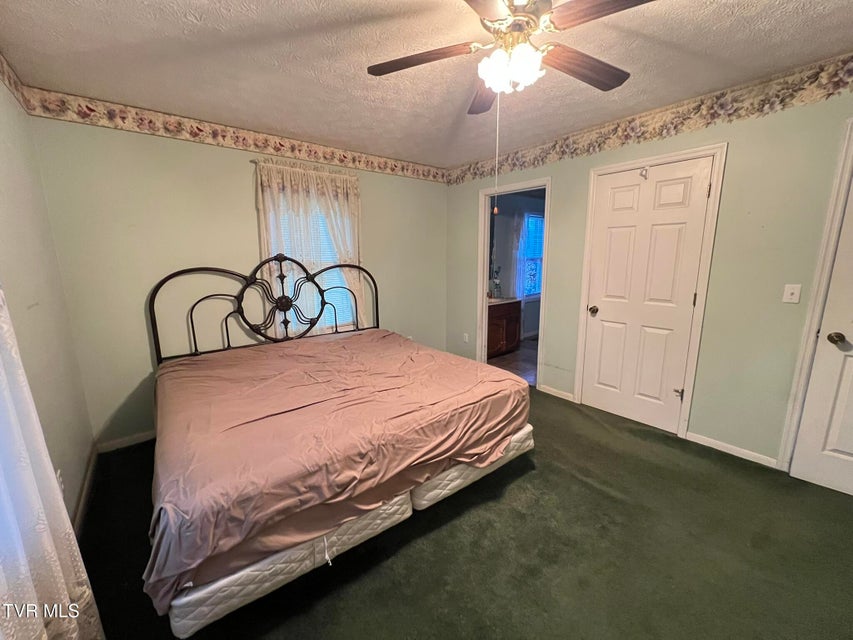 Photo #21: 207 Crest Drive