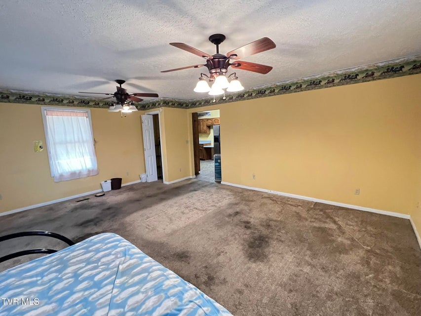 Photo #34: 207 Crest Drive