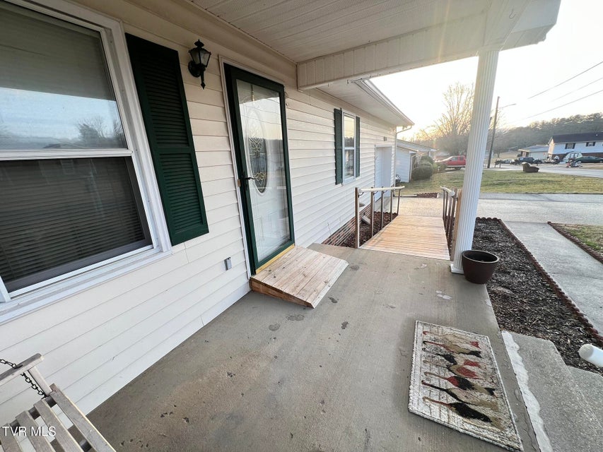 Photo #54: 207 Crest Drive