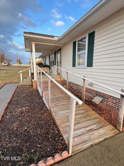 Photo #56: 207 Crest Drive