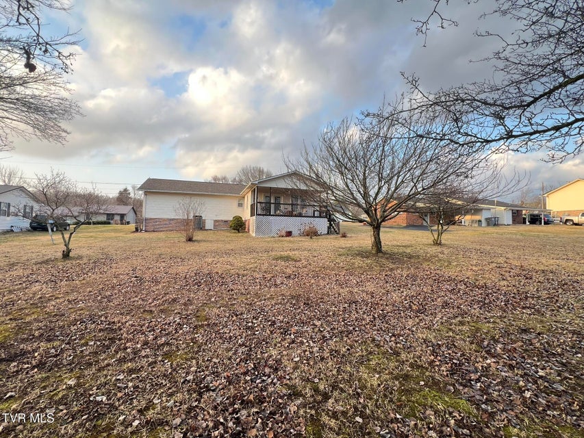 Photo #47: 207 Crest Drive