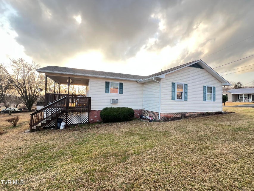 Photo #51: 207 Crest Drive