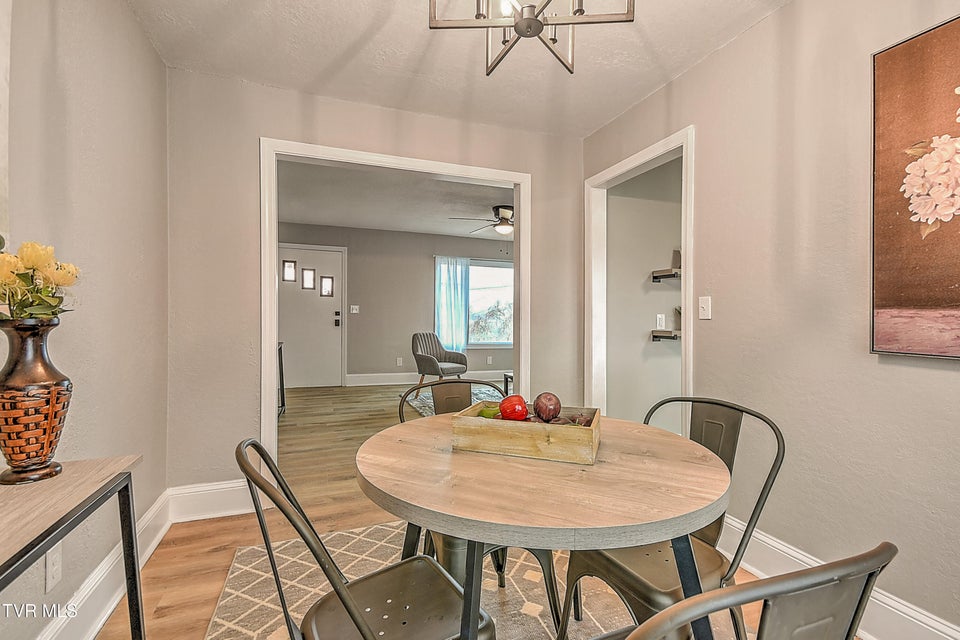 Photo #9: 206 Central 