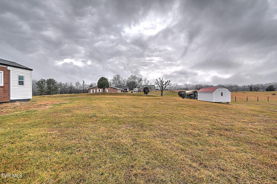 Photo #28: 206 Central 