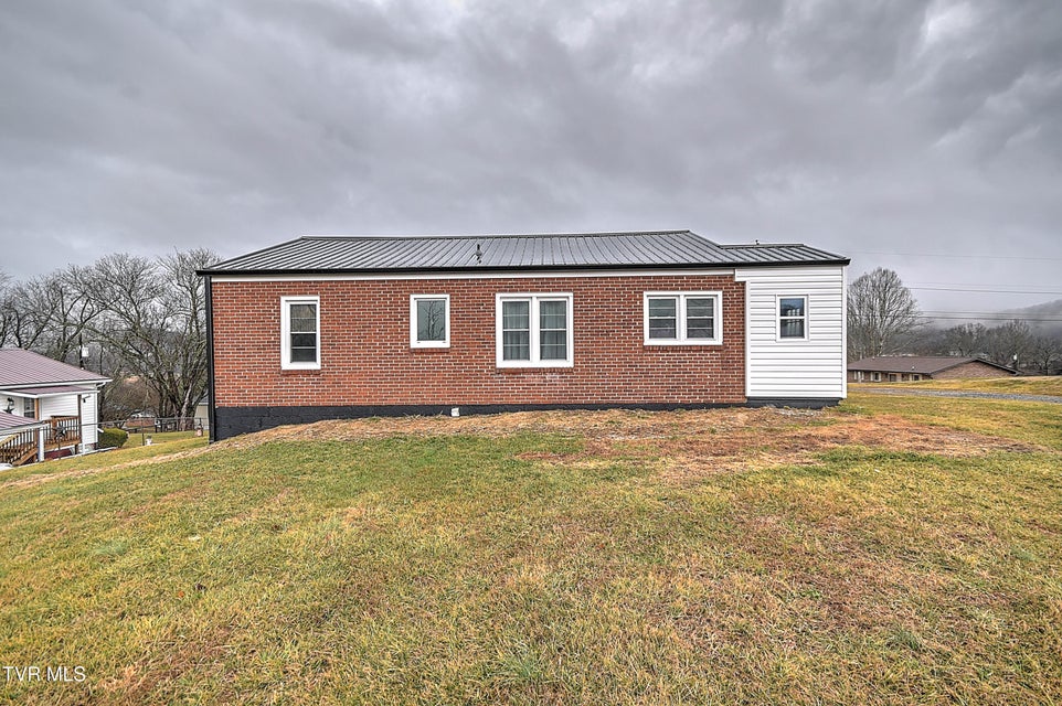 Photo #30: 206 Central 