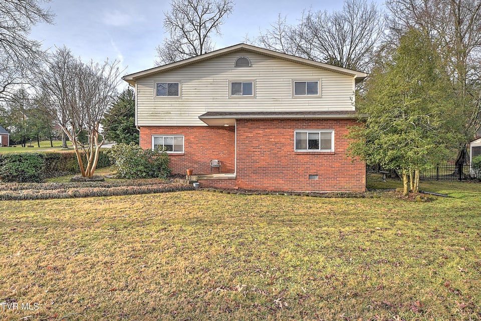 Photo #2: 1621 Belmeade Drive