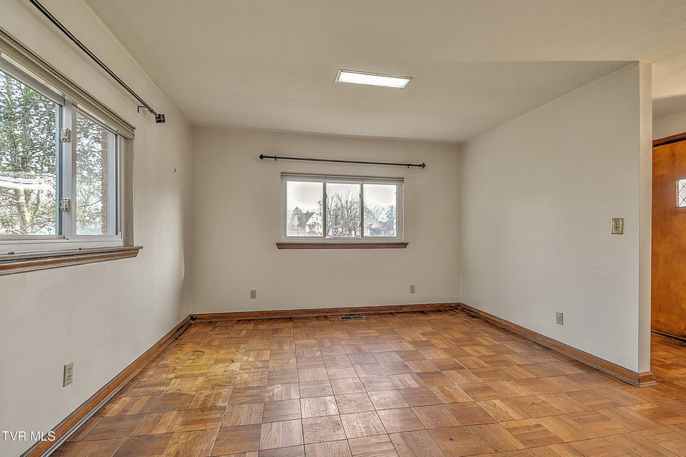 Photo #12: 1621 Belmeade Drive