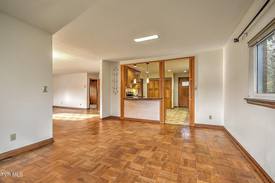 Photo #13: 1621 Belmeade Drive