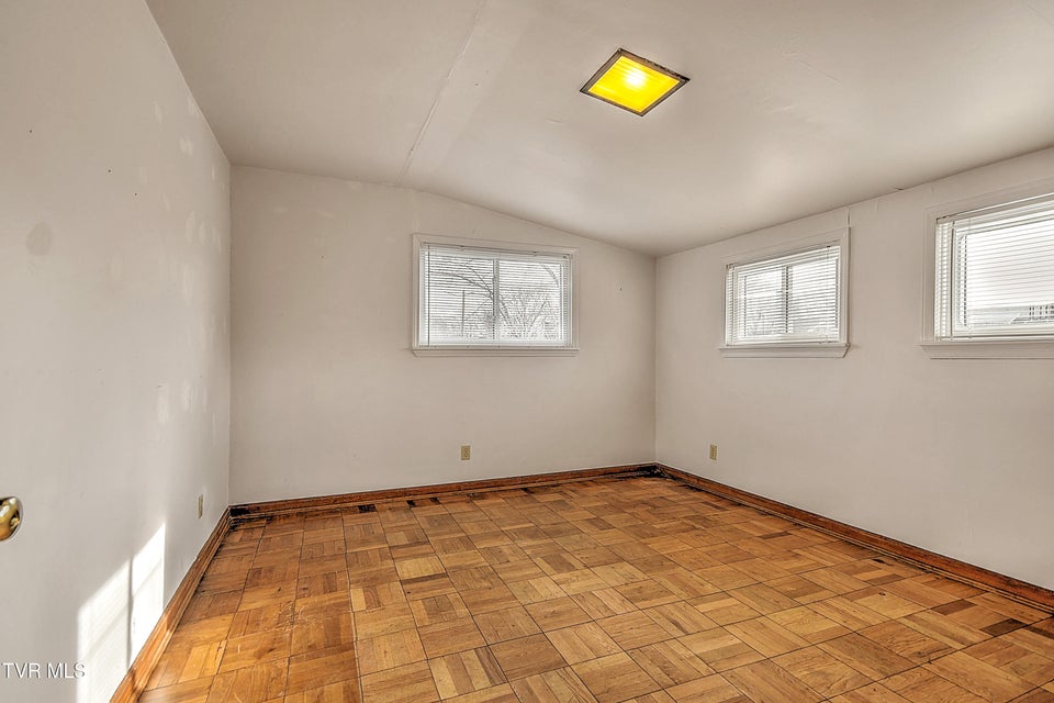 Photo #26: 1621 Belmeade Drive