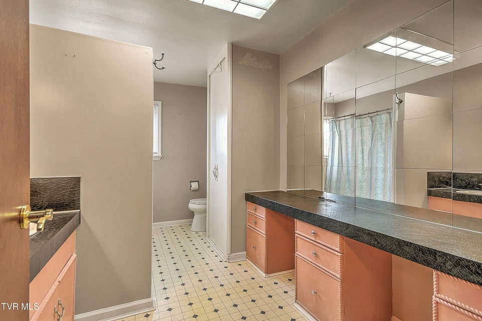 Photo #29: 1621 Belmeade Drive