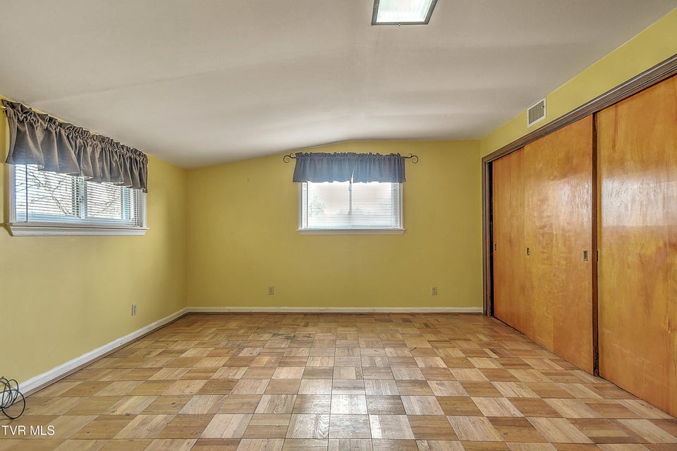 Photo #33: 1621 Belmeade Drive