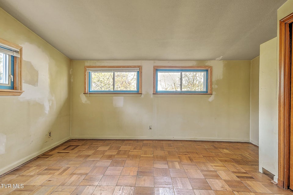 Photo #35: 1621 Belmeade Drive