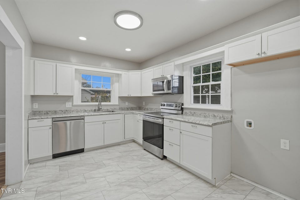 Photo #15: 1017 Catawba Street