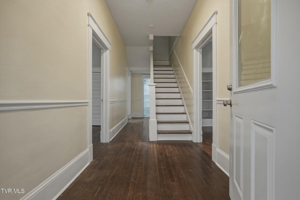 Photo #7: 1017 Catawba Street