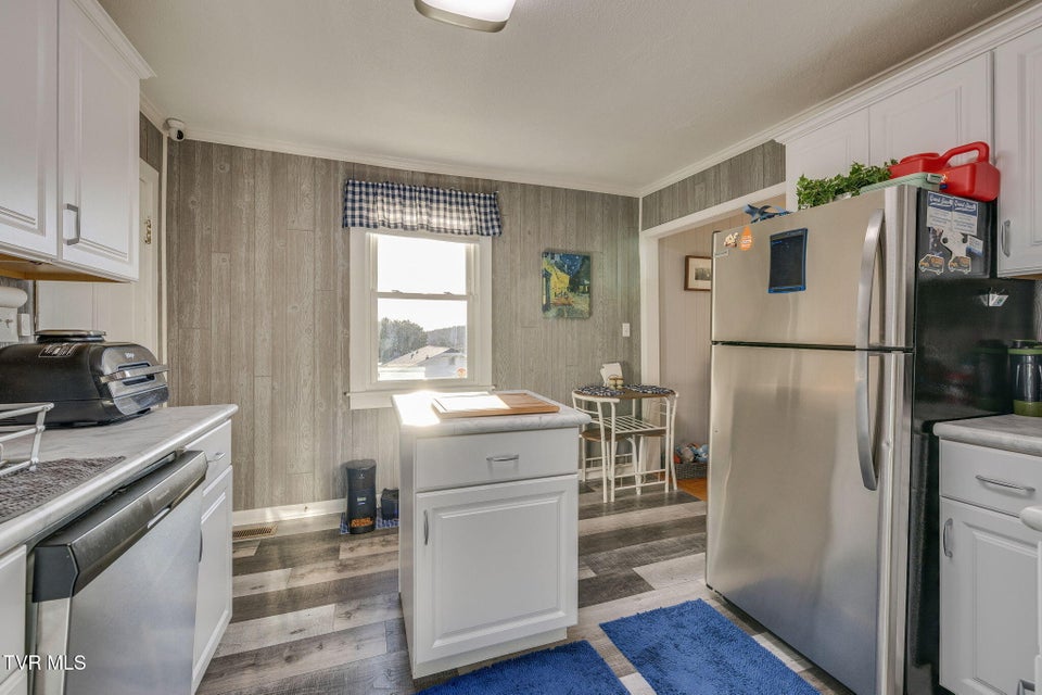 Photo #13: 2440 Broad Street