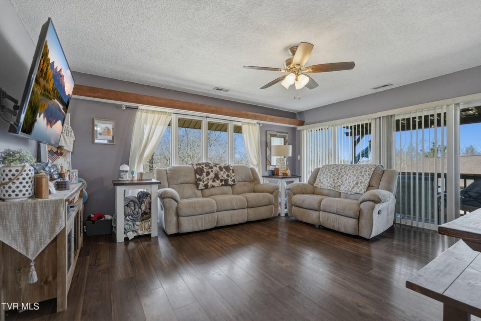 Photo #9: 312 Thistlewood Drive