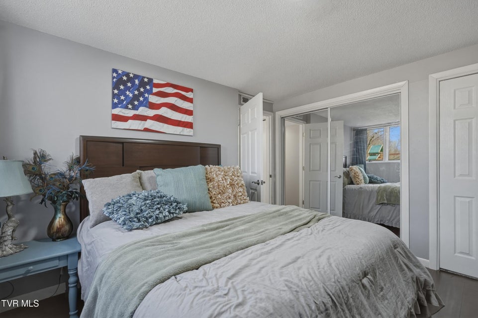 Photo #28: 312 Thistlewood Drive