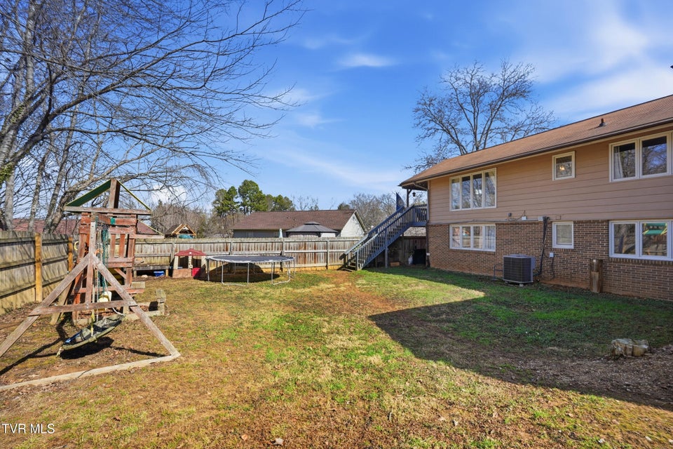 Photo #35: 312 Thistlewood Drive