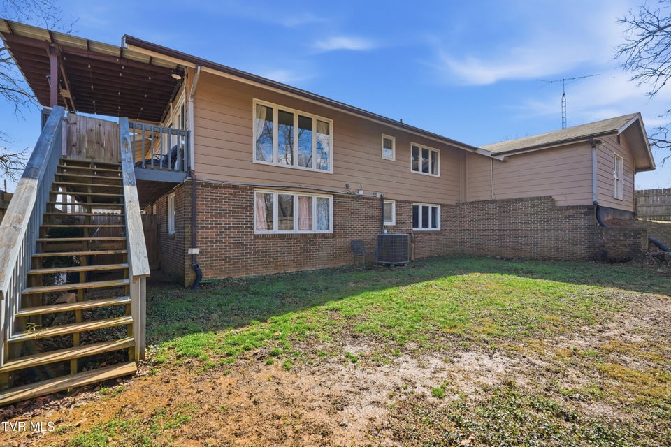 Photo #33: 312 Thistlewood Drive