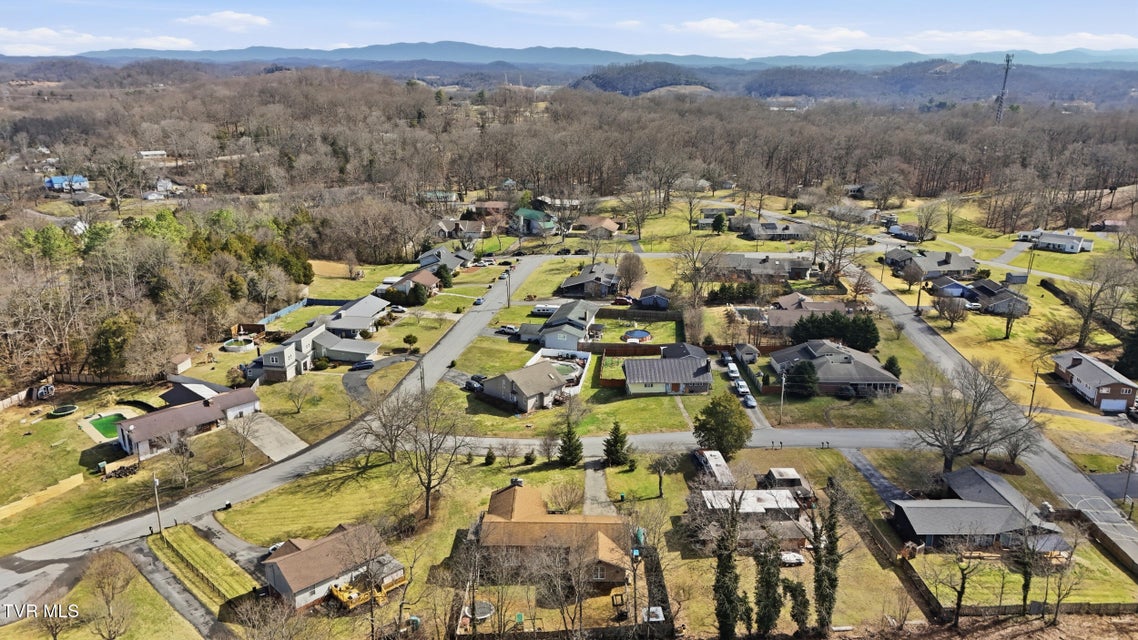 Photo #40: 312 Thistlewood Drive