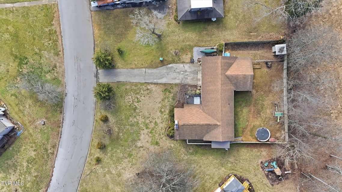 Photo #38: 312 Thistlewood Drive