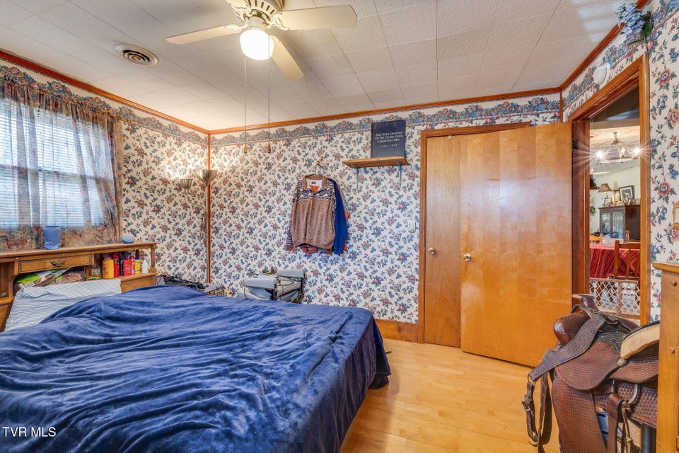 Photo #21: 220 Treadway Trail