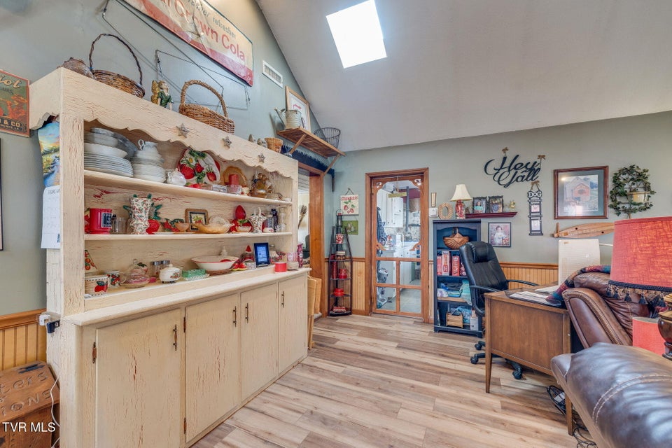 Photo #9: 220 Treadway Trail