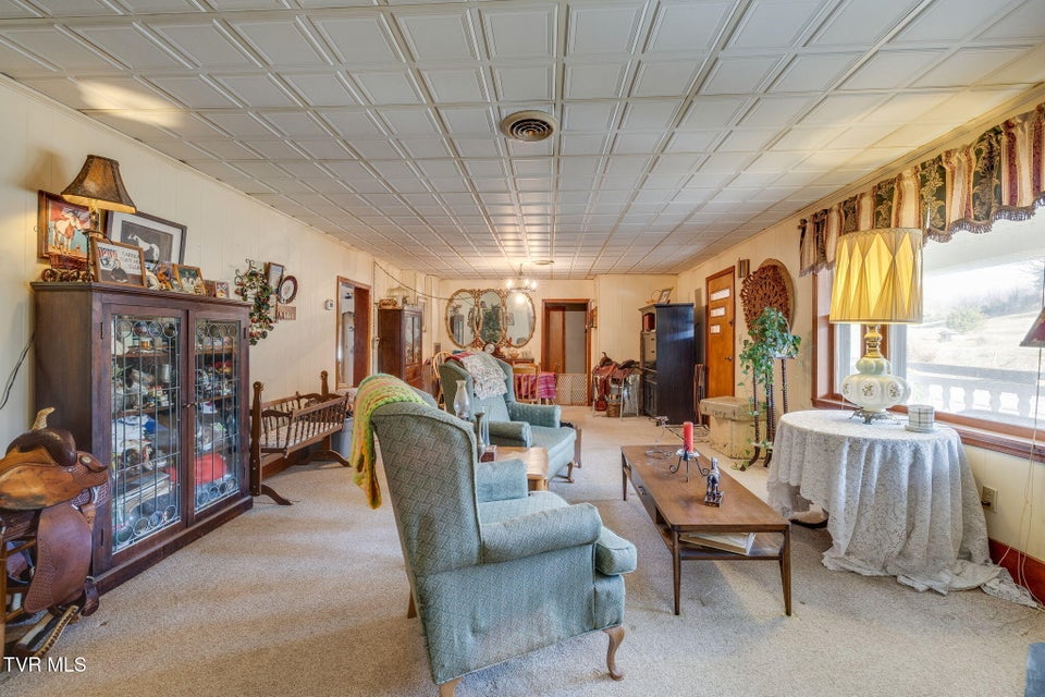 Photo #26: 220 Treadway Trail