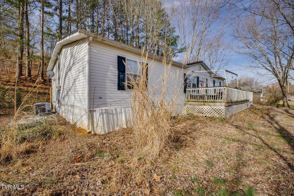 Photo #32: 220 Treadway Trail