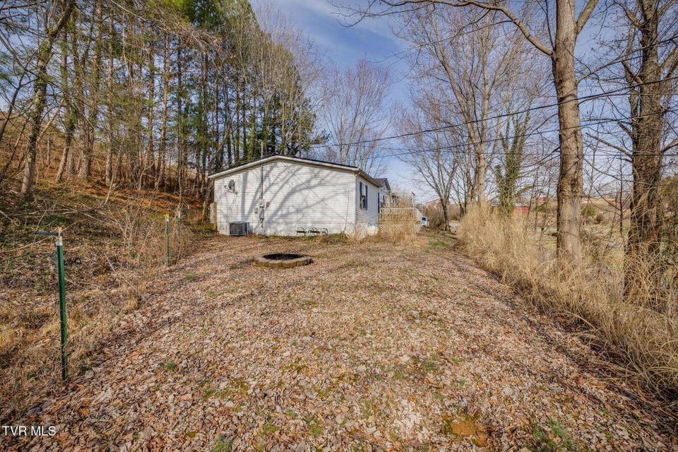 Photo #33: 220 Treadway Trail