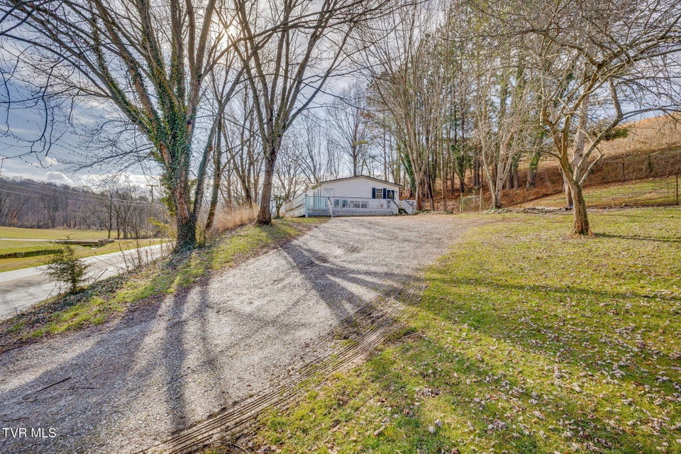 Photo #35: 220 Treadway Trail