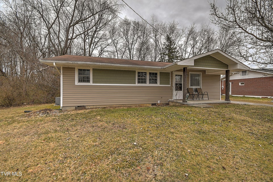 Photo #32: 181 Reedy Street