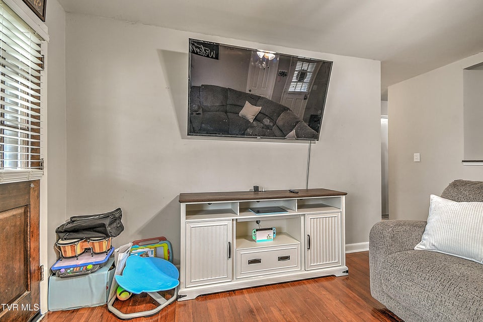 Photo #6: 181 Reedy Street