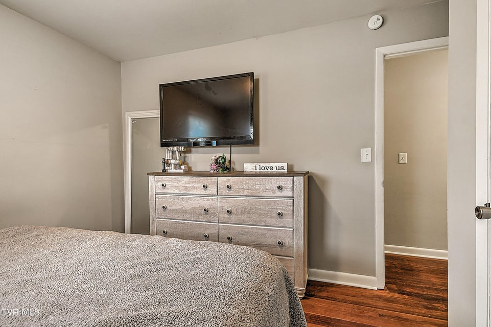 Photo #18: 181 Reedy Street