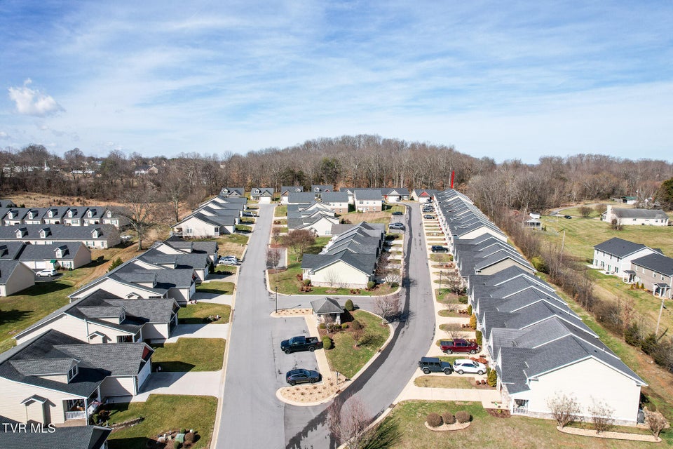 Photo #37: 319 Piper Glen 