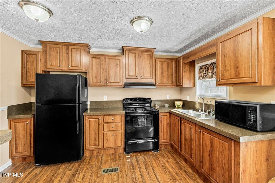 Photo #13: 261 Long Hollow Road