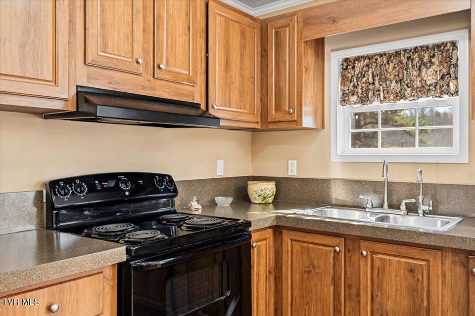 Photo #15: 261 Long Hollow Road