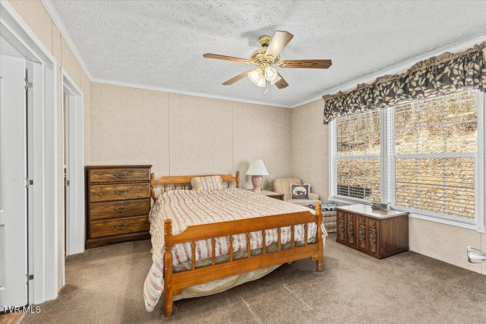 Photo #19: 261 Long Hollow Road