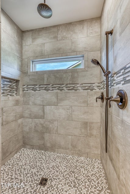 Photo #31: 1189 Cabot Cove