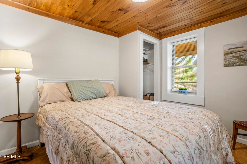 Photo #22: 338 Whistlestop Road