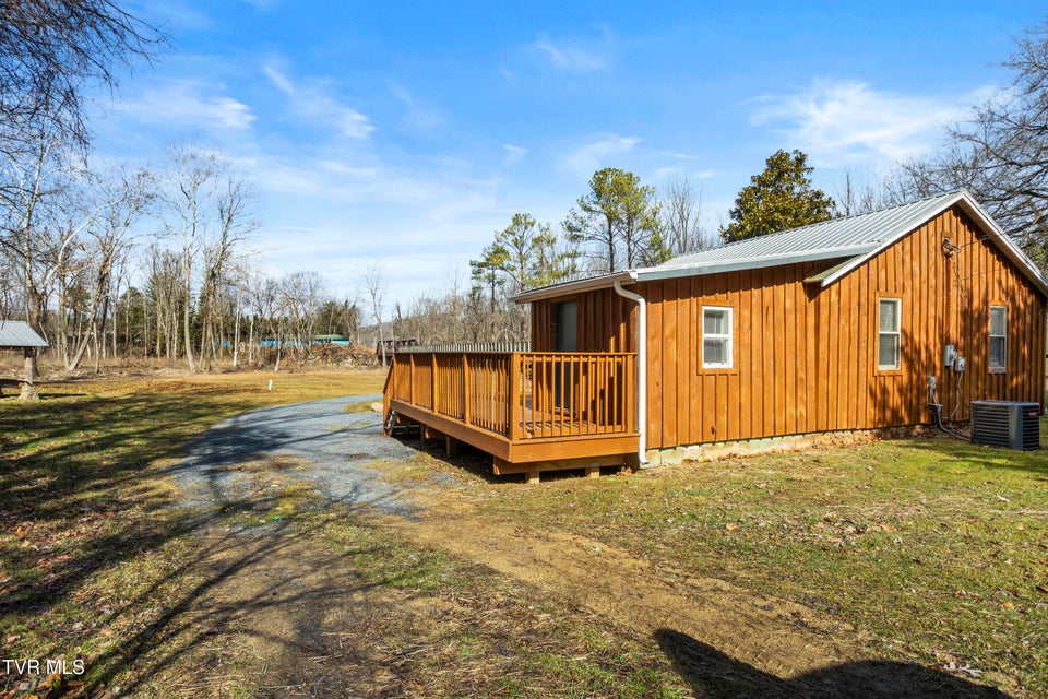 Photo #6: 338 Whistlestop Road