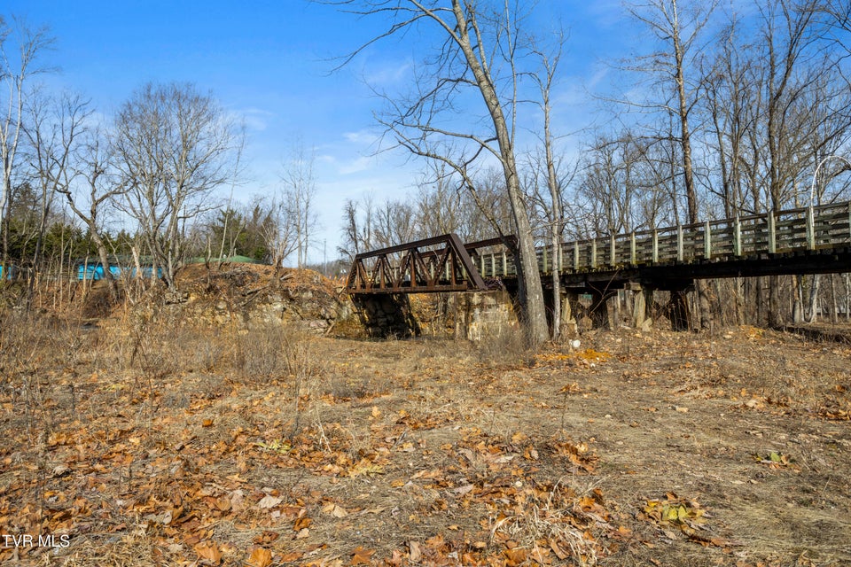 Photo #42: 338 Whistlestop Road