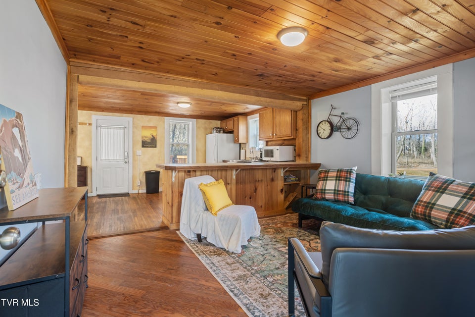 Photo #13: 338 Whistlestop Road