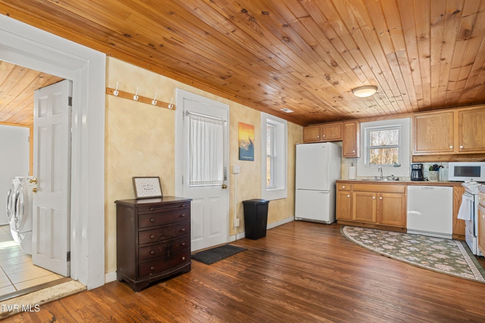 Photo #19: 338 Whistlestop Road