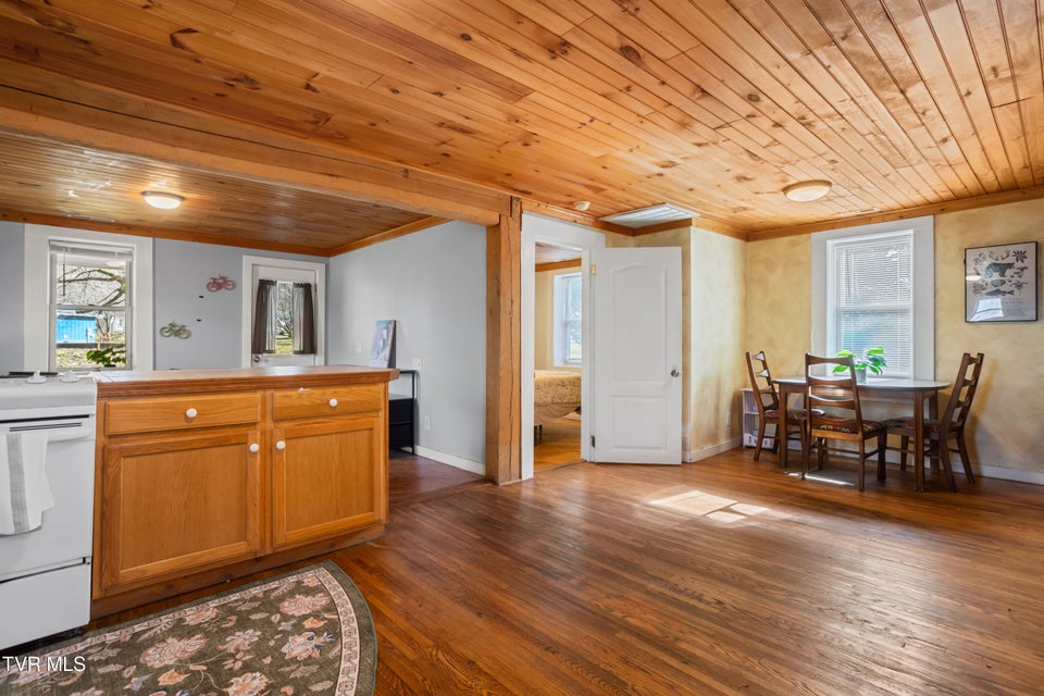 Photo #18: 338 Whistlestop Road