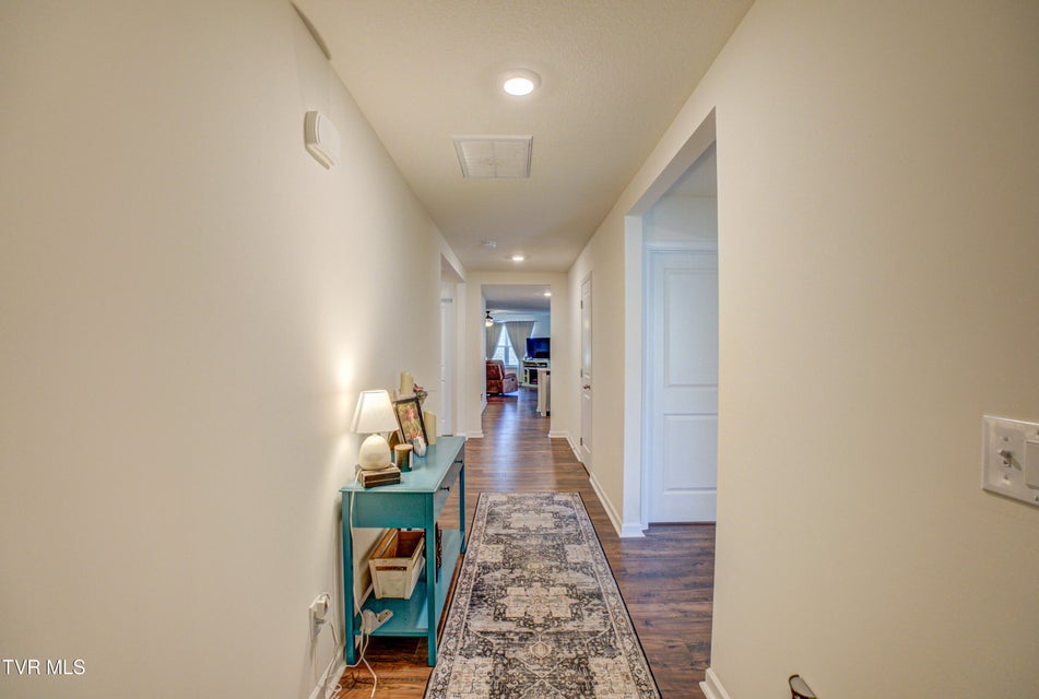 Photo #5: 1048 Persimmon Hollow