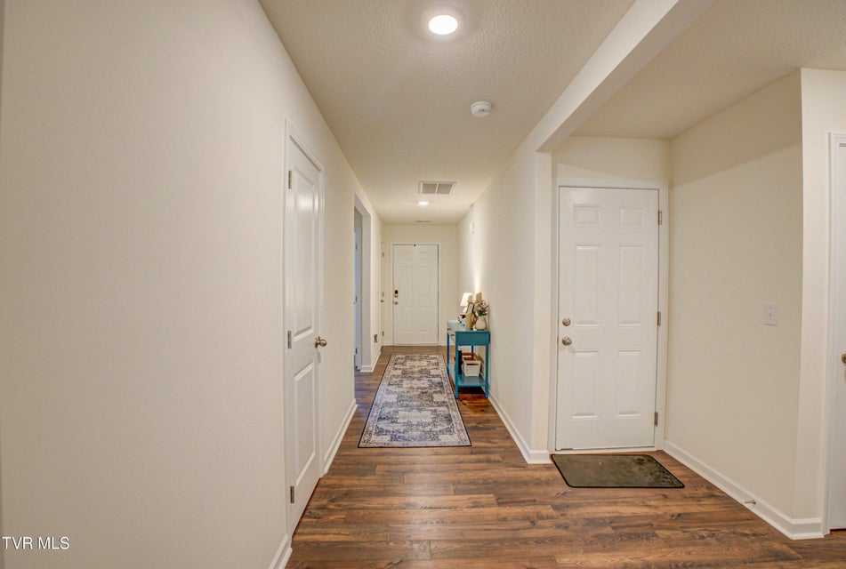 Photo #6: 1048 Persimmon Hollow