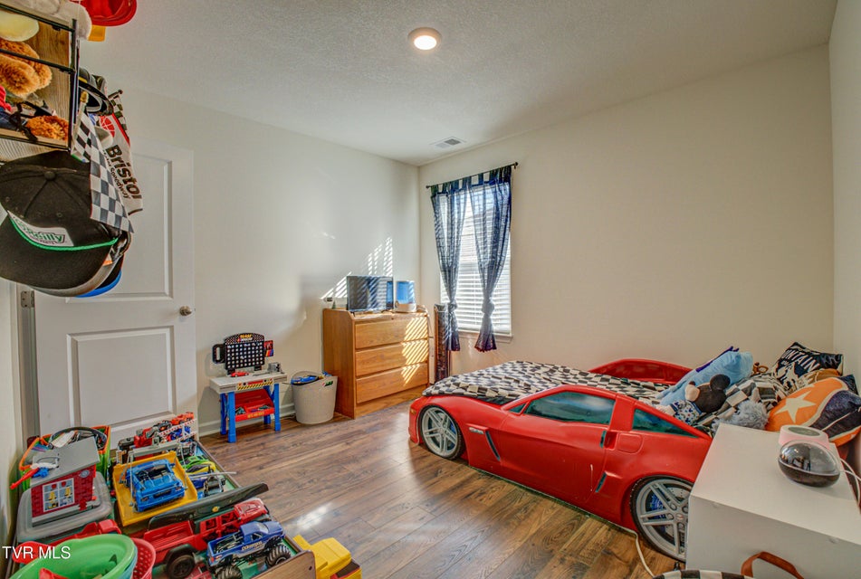 Photo #12: 1048 Persimmon Hollow